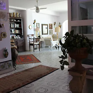2* Hotel Mora